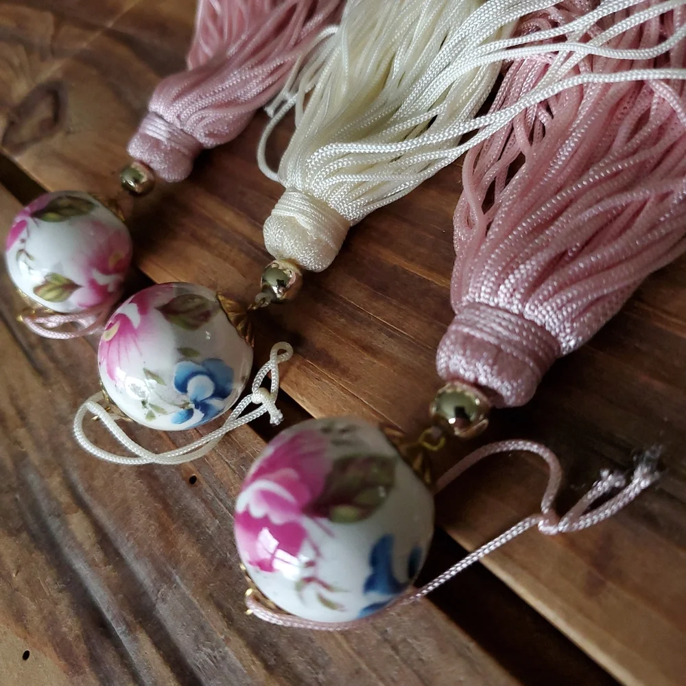 Victorian Christmas tree decorations Bundle of 8